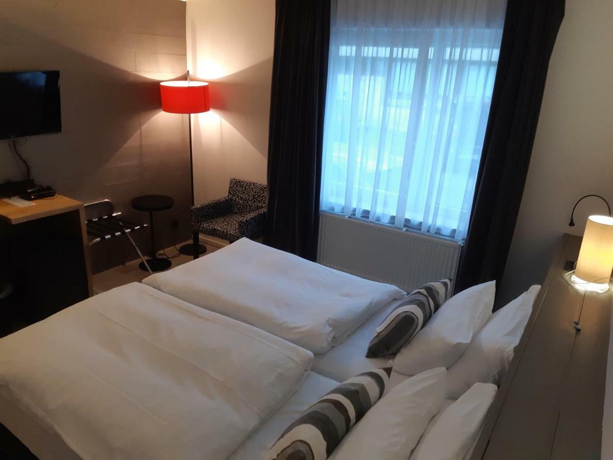 مالميدي Guesthouse Au Coin De La Rue المظهر الخارجي الصورة