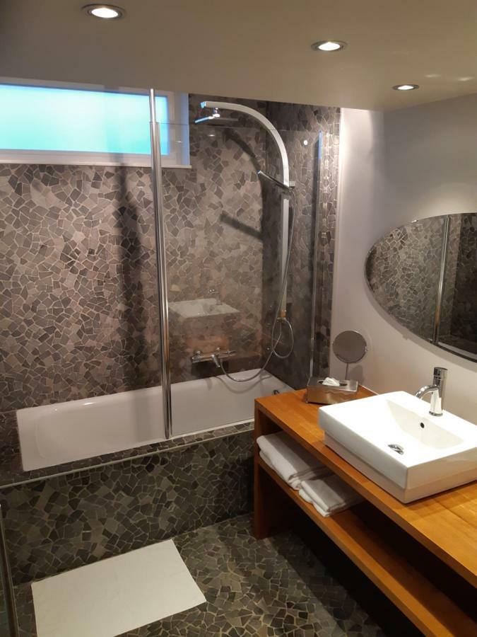 مالميدي Guesthouse Au Coin De La Rue المظهر الخارجي الصورة